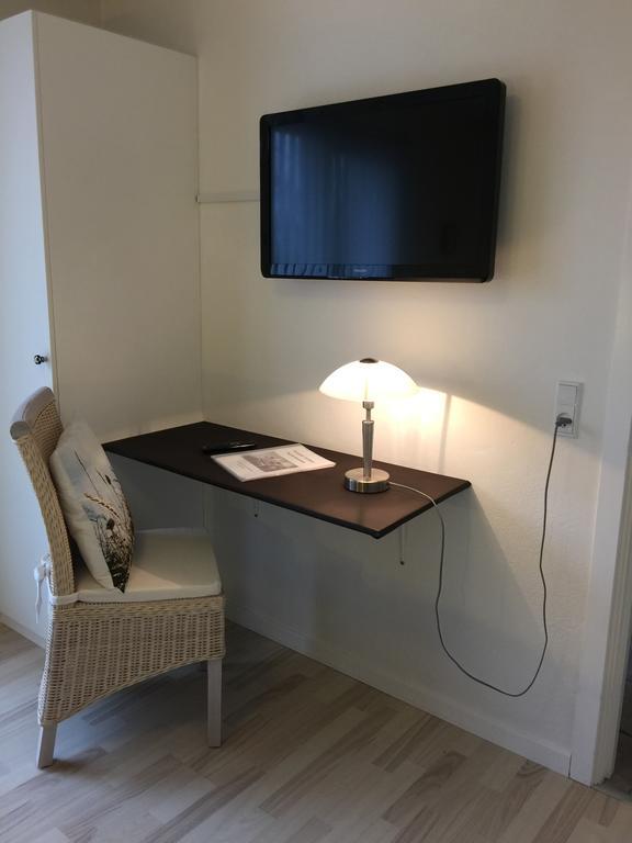 Sov Godt I Arnborg Bed & Breakfast Buitenkant foto